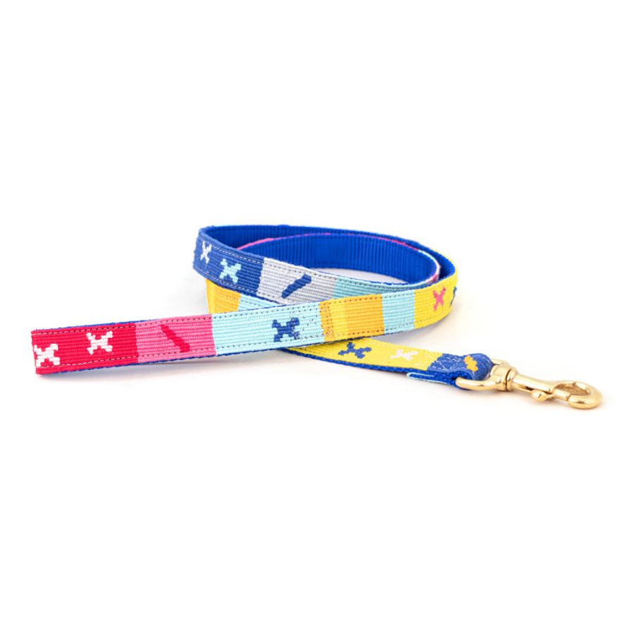 Handmade cotton dog leash with star pattern, blue/yellow/red straps and gold clasp