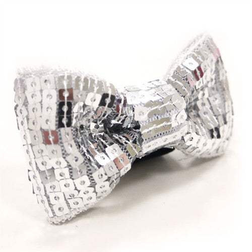 Silver sequin dog bow tie, patterned metallic sequins in a side-facing bow