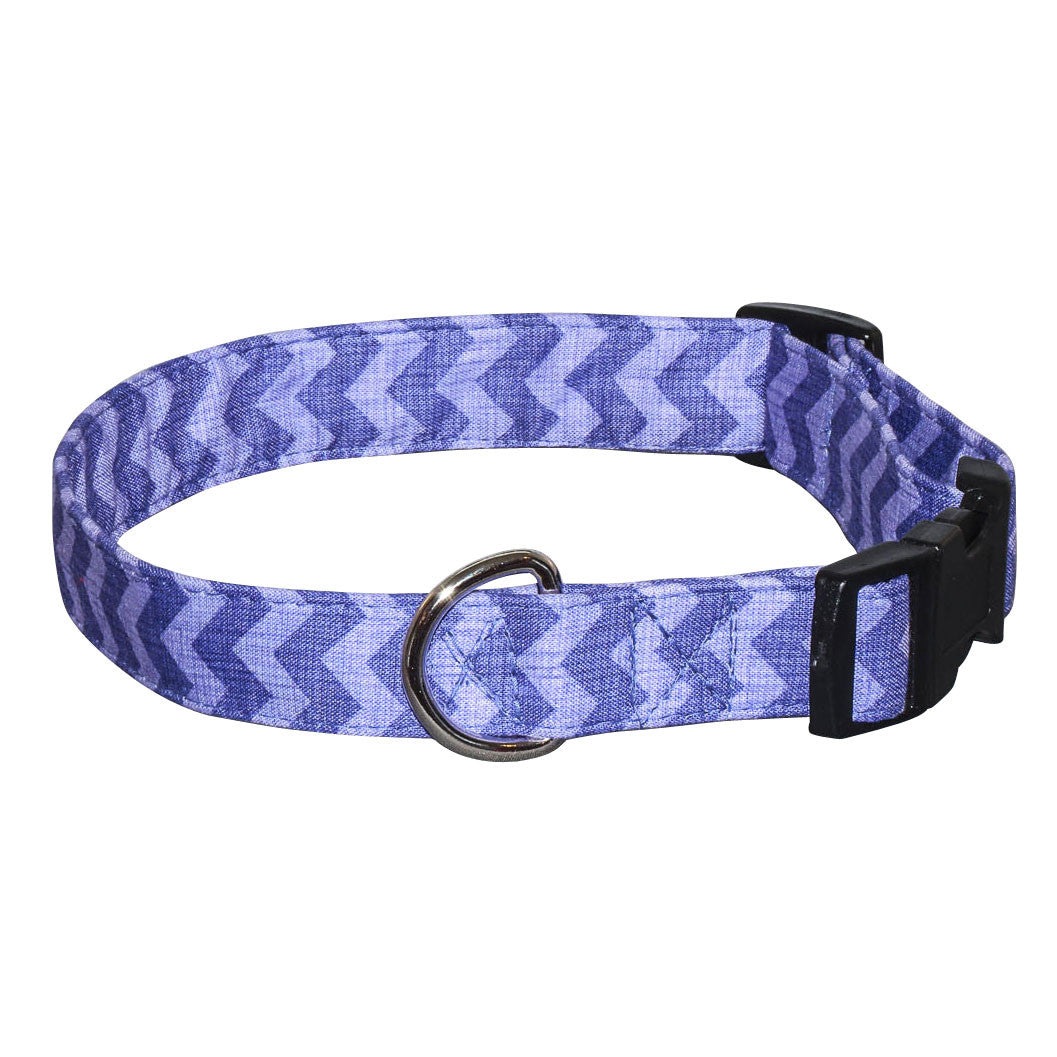 Purple ric rac pattern dog collar with black buckle and metal D-ring