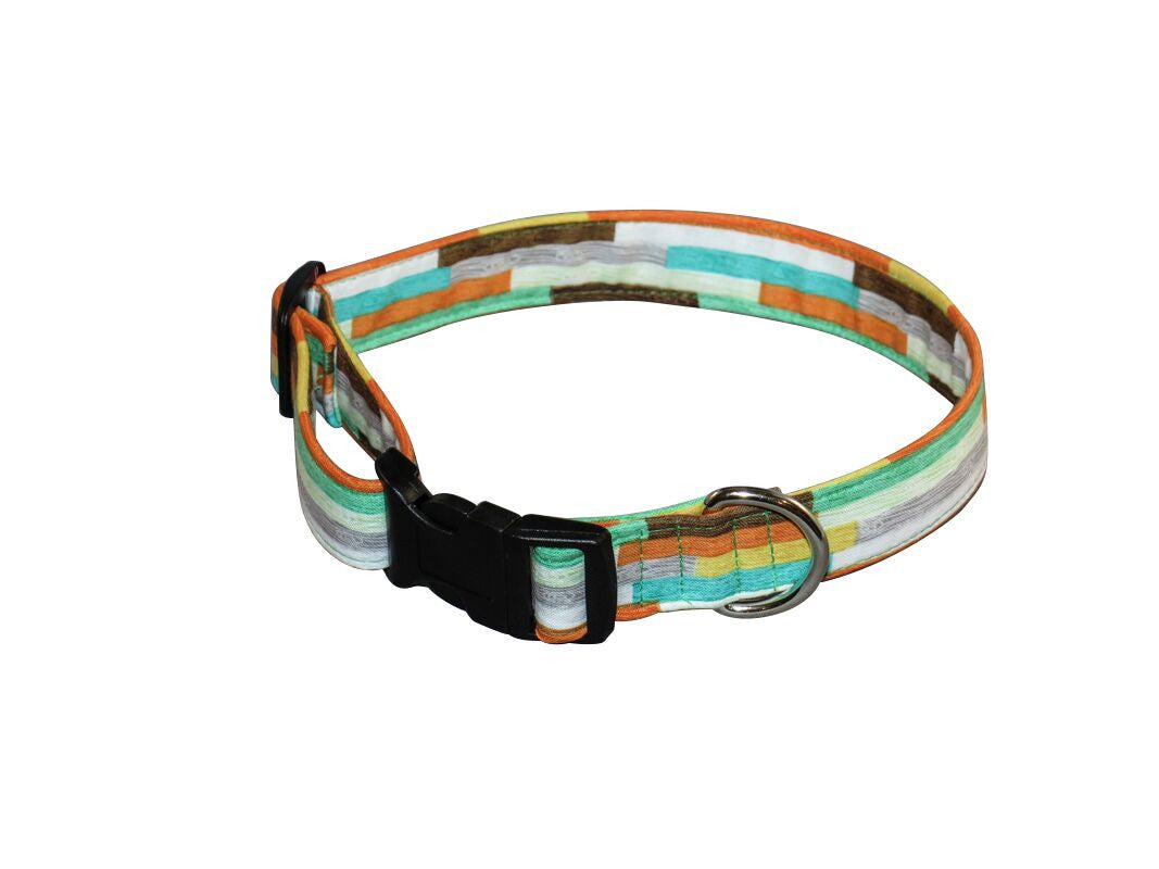 Wood plank pattern dog collar with black buckle and metal D-ring