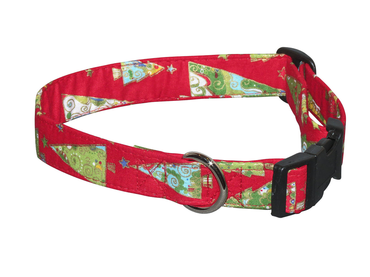 Festive dog collar with red and green paisley Christmas tree pattern
