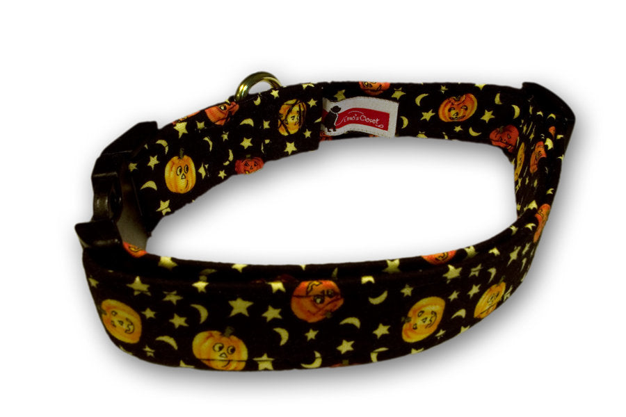 Elmo's Closet lil pumpkin dog collar in black with orange pumpkin and star pattern, buckle